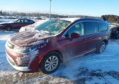 2018 Chrysler Pacifica Touring L Plus из США, поврежденный, VIN 2C4RC1EG4JR289613